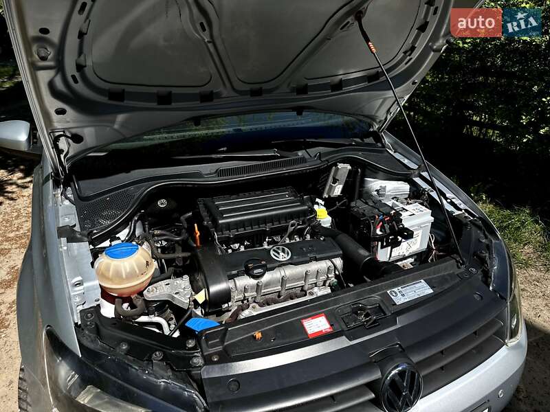 Хэтчбек Volkswagen Polo 2013 в Яворове