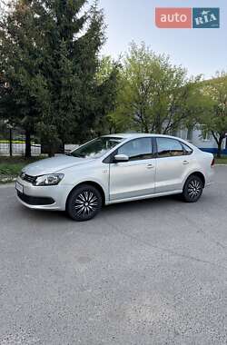 Седан Volkswagen Polo 2013 в Харькове