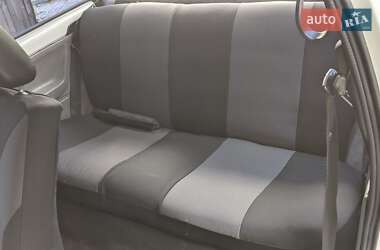 Хэтчбек Volkswagen Polo 1989 в 