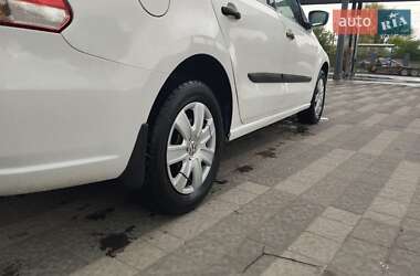 Седан Volkswagen Polo 2012 в 