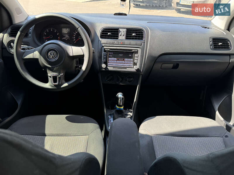 Хетчбек Volkswagen Polo 2010 в Києві