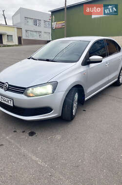 Седан Volkswagen Polo 2014 в Жмеринке