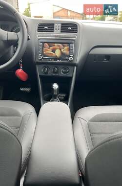 Хетчбек Volkswagen Polo 2011 в 