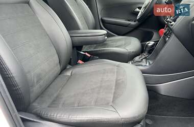 Хетчбек Volkswagen Polo 2011 в 