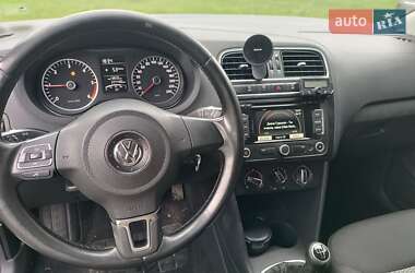 Хэтчбек Volkswagen Polo 2011 в 