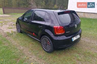Хэтчбек Volkswagen Polo 2011 в 