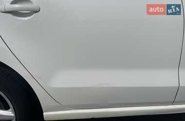 Седан Volkswagen Polo 2011 в 