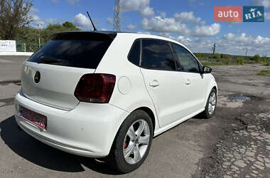 Хэтчбек Volkswagen Polo 2011 в 