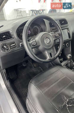 Хетчбек Volkswagen Polo 2012 в 