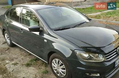 Седан Volkswagen Polo 2016 в 