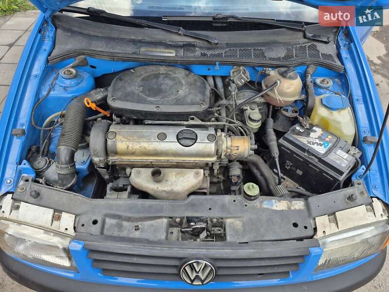 Хэтчбек Volkswagen Polo 1997 в Луцке