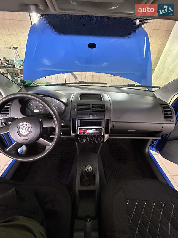 Хетчбек Volkswagen Polo 2005 в Миколаєві