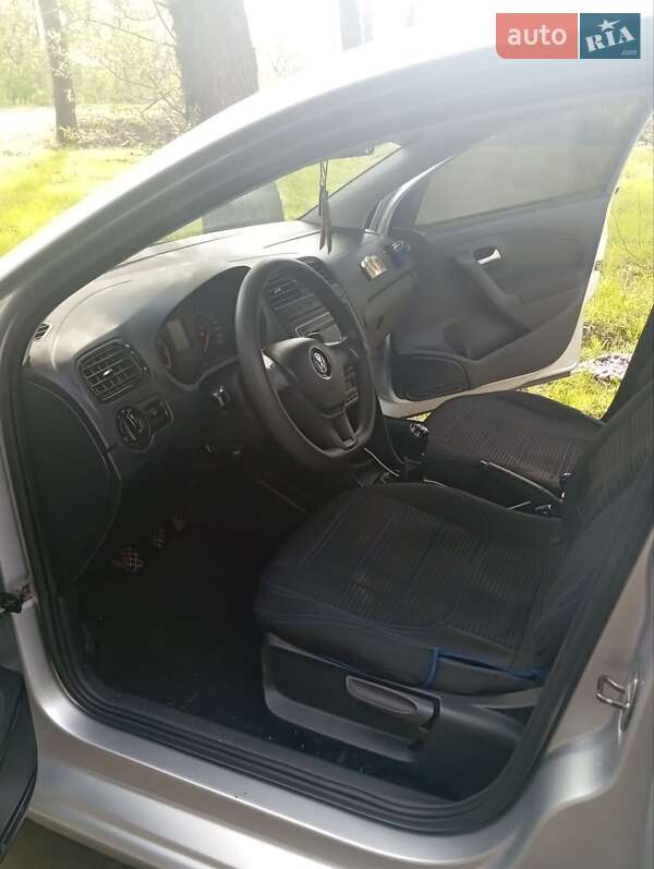 Седан Volkswagen Polo 2018 в Тростянце