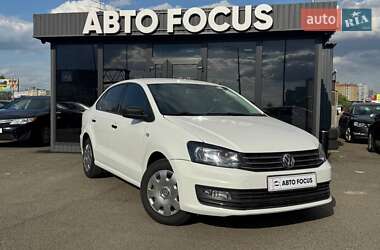 Седан Volkswagen Polo 2019 в Киеве