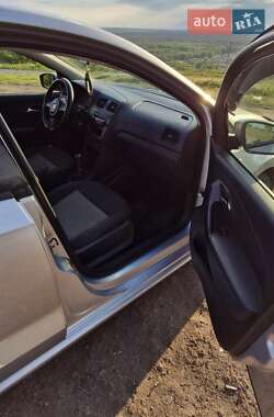 Седан Volkswagen Polo 2011 в 