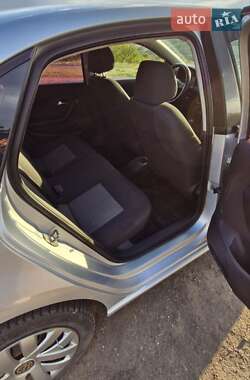 Седан Volkswagen Polo 2011 в 