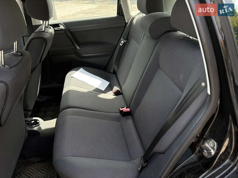 Хэтчбек Volkswagen Polo 2004 в Запорожье