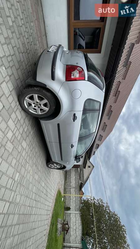 Хетчбек Volkswagen Polo 2004 в Рожище
