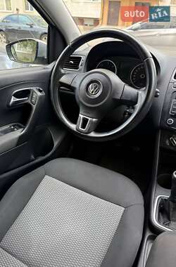 Хетчбек Volkswagen Polo 2012 в 