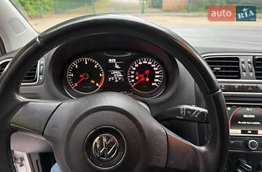 Хетчбек Volkswagen Polo 2012 в 