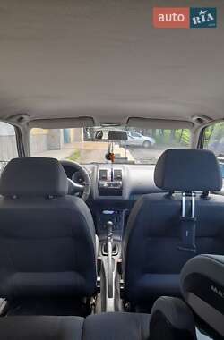 Хетчбек Volkswagen Polo 2001 в 
