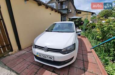 Хетчбек Volkswagen Polo 2012 в 