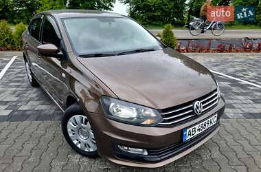 Седан Volkswagen Polo 2015 в Виннице