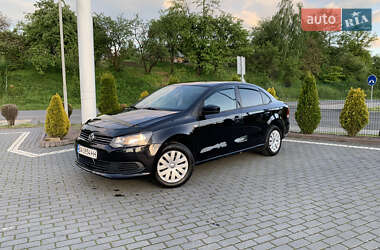 Седан Volkswagen Polo 2012 в Долині