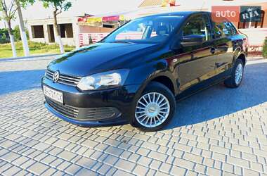 Седан Volkswagen Polo 2011 в Сараті