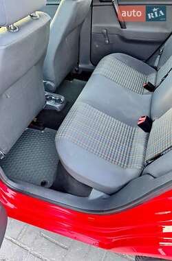 Хетчбек Volkswagen Polo 2008 в 