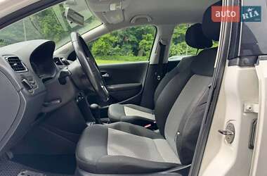 Хэтчбек Volkswagen Polo 2011 в 