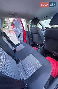 Хэтчбек Volkswagen Polo 2013 в 