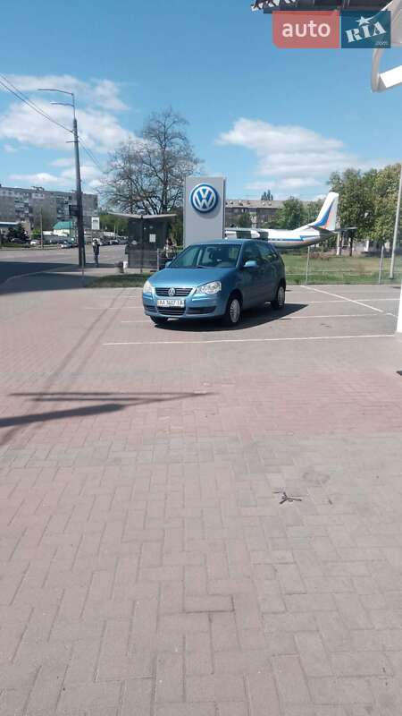 Хэтчбек Volkswagen Polo 2008 в Киеве