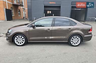 Седан Volkswagen Polo 2017 в 