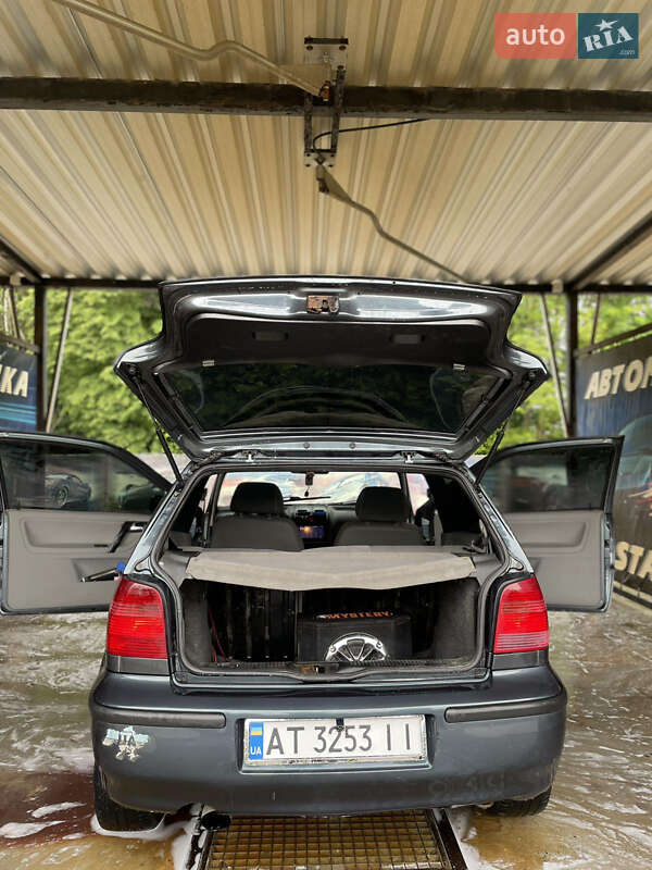 Хэтчбек Volkswagen Polo 2000 в Калуше
