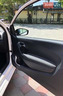 Хетчбек Volkswagen Polo 2011 в 