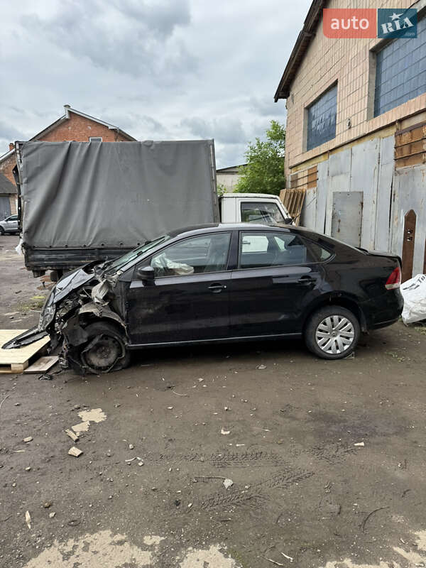 Седан Volkswagen Polo 2012 в Івано-Франківську