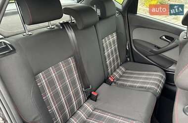 Хэтчбек Volkswagen Polo 2012 в 