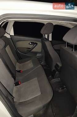 Хетчбек Volkswagen Polo 2012 в 