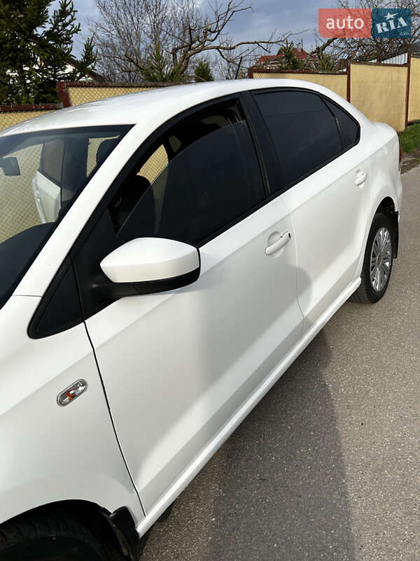Седан Volkswagen Polo 2012 в Харкові
