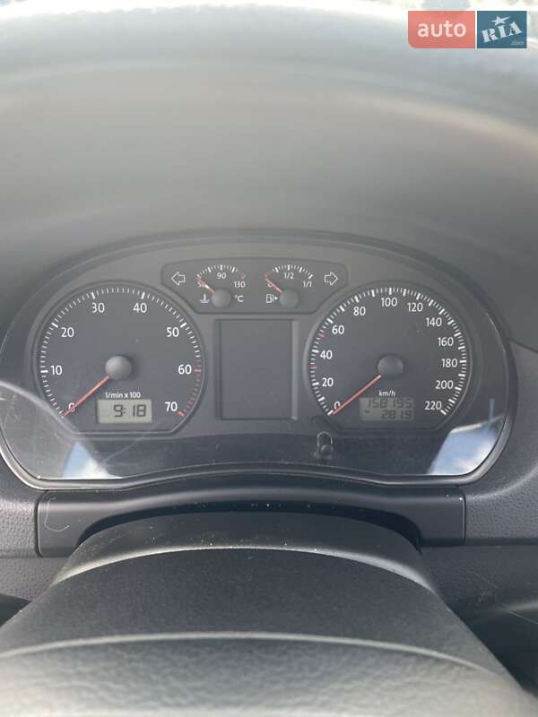 Хетчбек Volkswagen Polo 2006 в Рудки