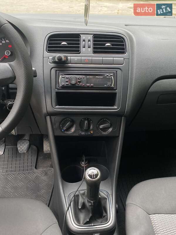 Хетчбек Volkswagen Polo 2009 в Києві