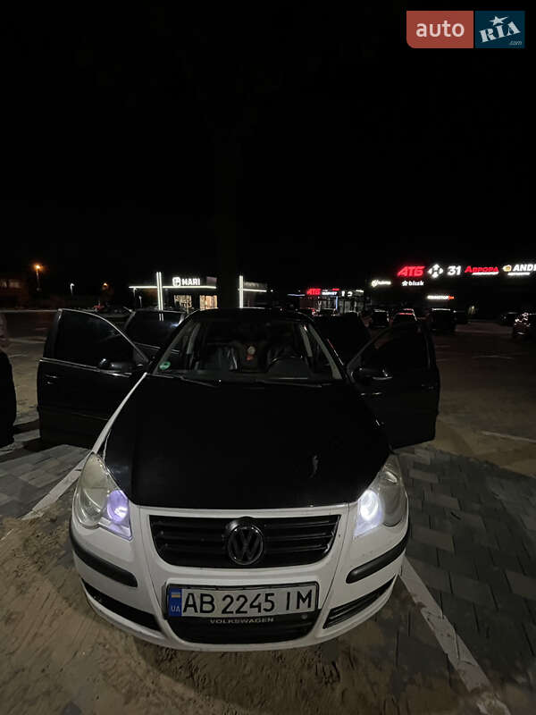 Хэтчбек Volkswagen Polo 2009 в Виннице