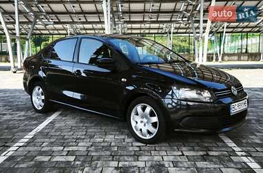 Седан Volkswagen Polo 2013 в 