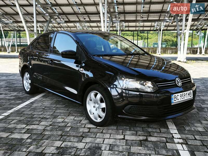 Седан Volkswagen Polo 2013 в 