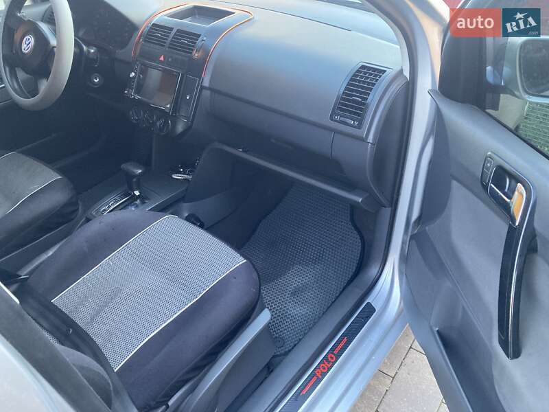 Хетчбек Volkswagen Polo 2002 в Ходореві
