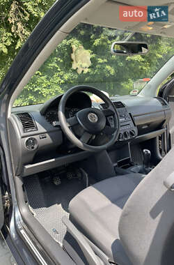 Хэтчбек Volkswagen Polo 2004 в 