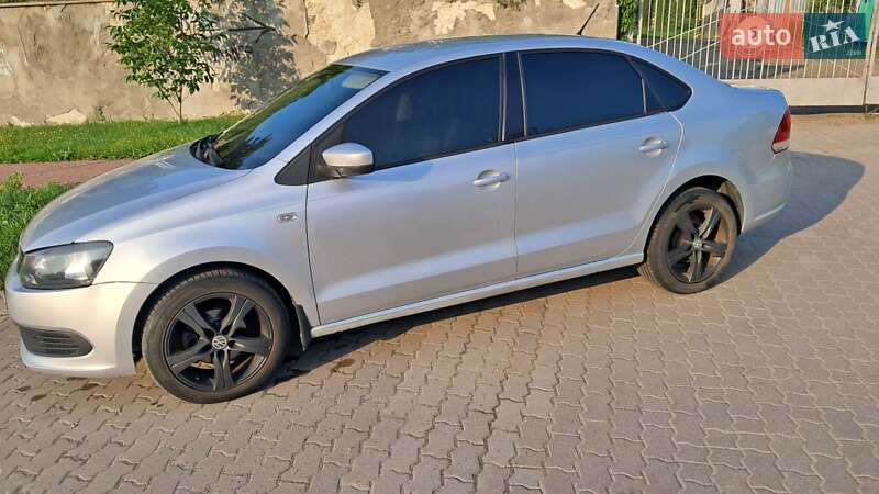 Седан Volkswagen Polo 2013 в Львове фото 2 Седан Volkswagen Polo 2013 в Львове