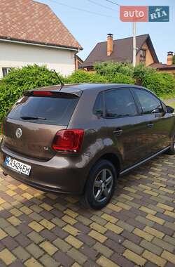Хэтчбек Volkswagen Polo 2012 в 