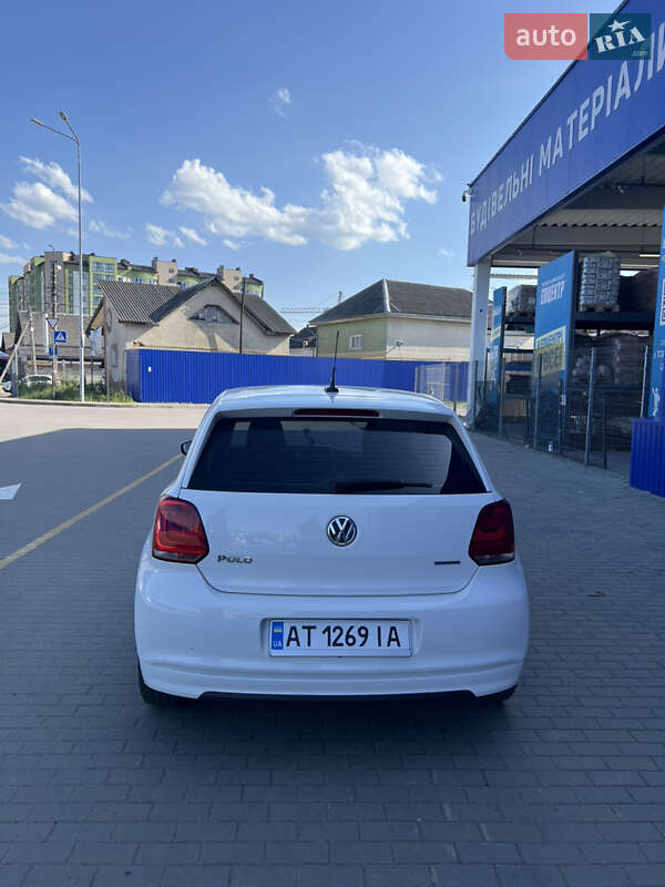 Хэтчбек Volkswagen Polo 2010 в Калуше
